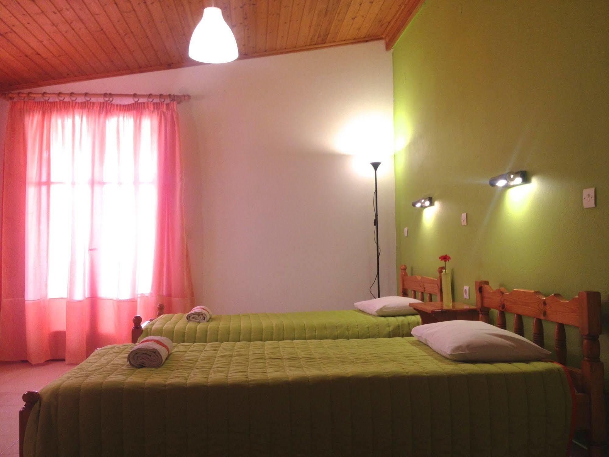 קאבוס Ionian Breeze Apartments מראה חיצוני תמונה